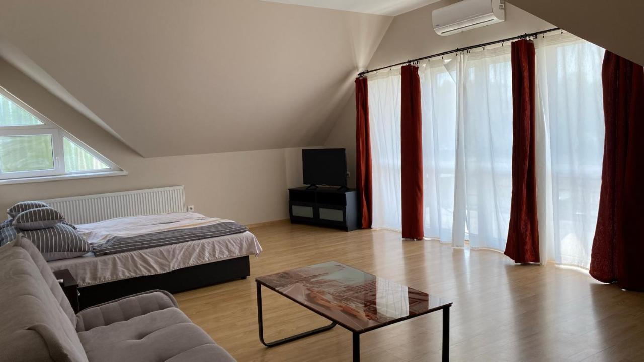 Balatonfůzfő Korall Apartman מראה חיצוני תמונה