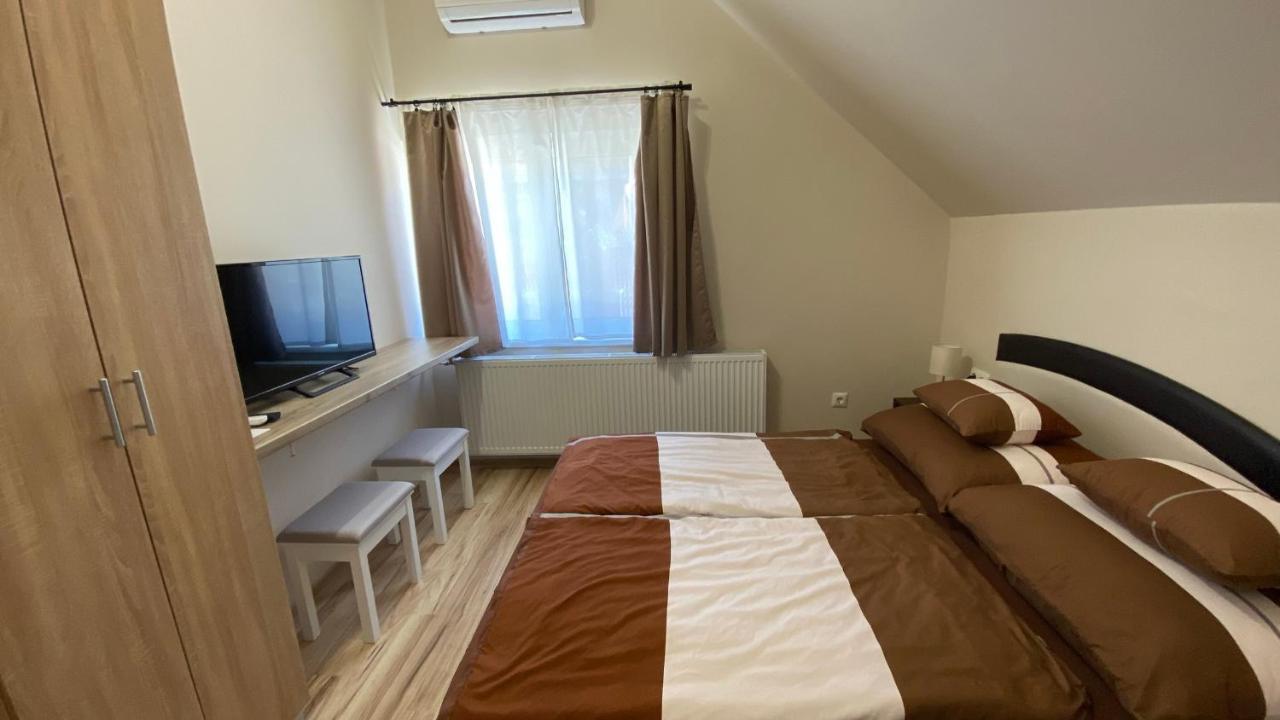 Balatonfůzfő Korall Apartman מראה חיצוני תמונה