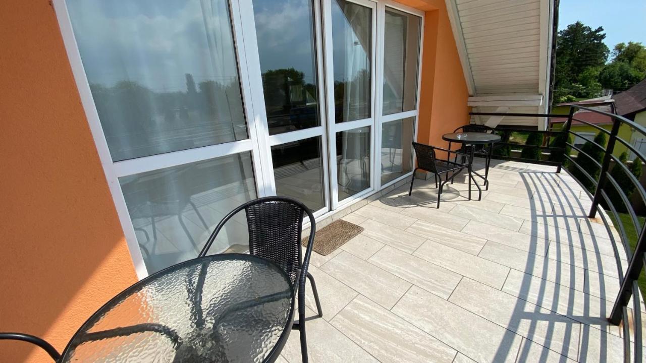 Balatonfůzfő Korall Apartman מראה חיצוני תמונה