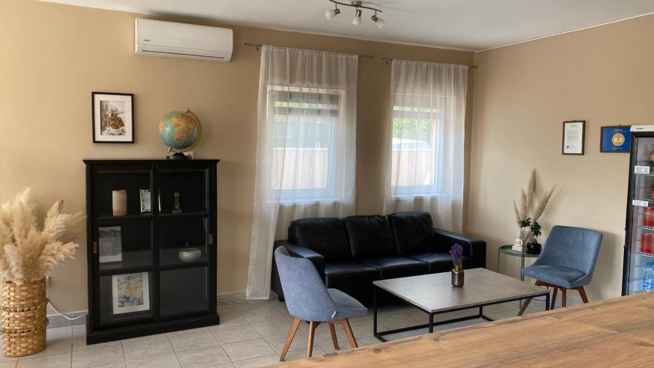 Balatonfůzfő Korall Apartman מראה חיצוני תמונה