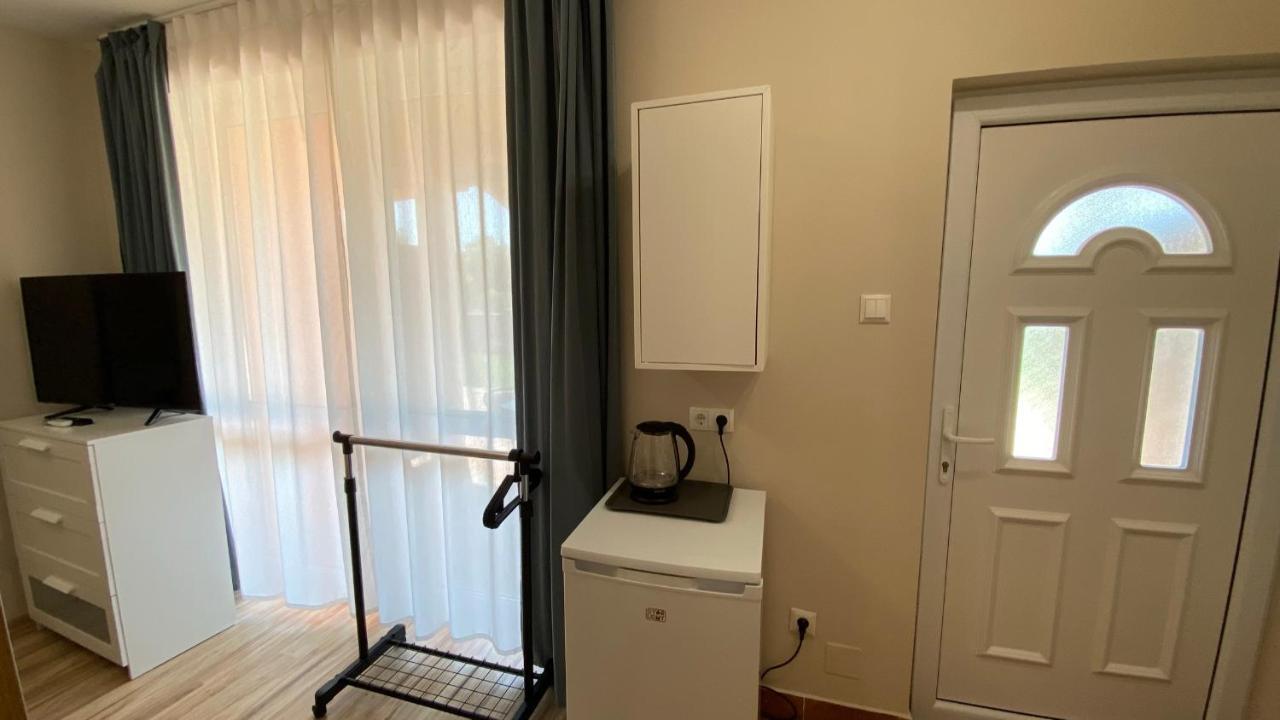 Balatonfůzfő Korall Apartman מראה חיצוני תמונה