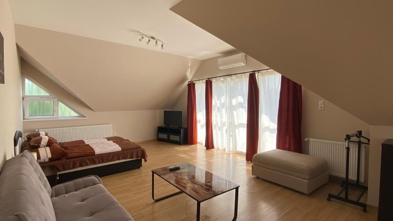 Balatonfůzfő Korall Apartman מראה חיצוני תמונה
