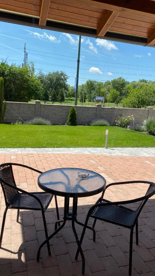 Balatonfůzfő Korall Apartman מראה חיצוני תמונה